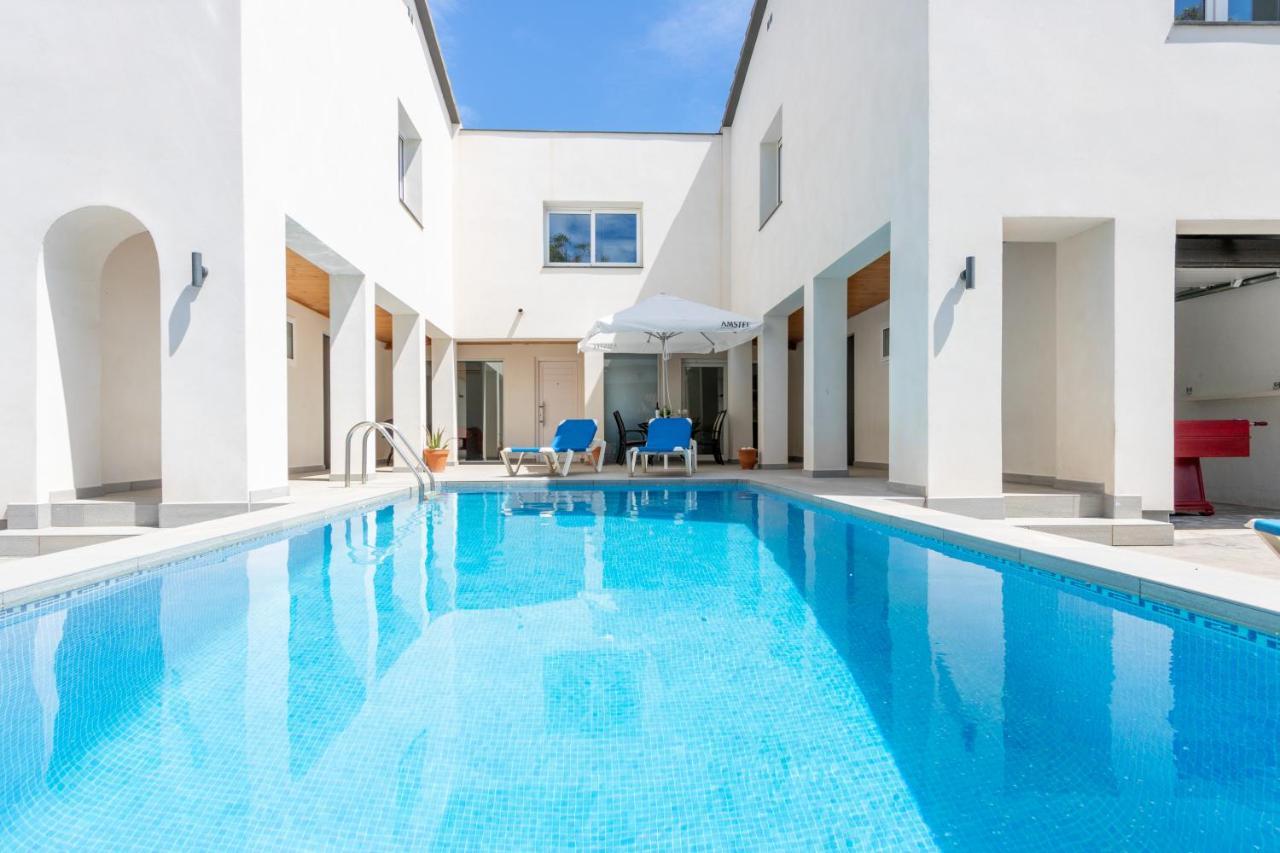 Goldhome - New House With Private Heated Pool, Parking, Wifi, Games Room Empuriabrava Extérieur photo
