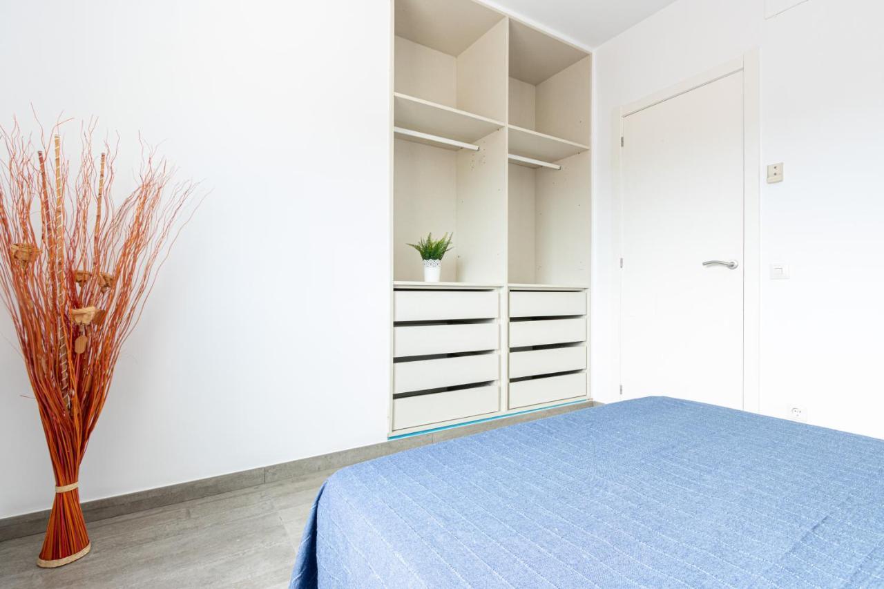 Goldhome - New House With Private Heated Pool, Parking, Wifi, Games Room Empuriabrava Extérieur photo